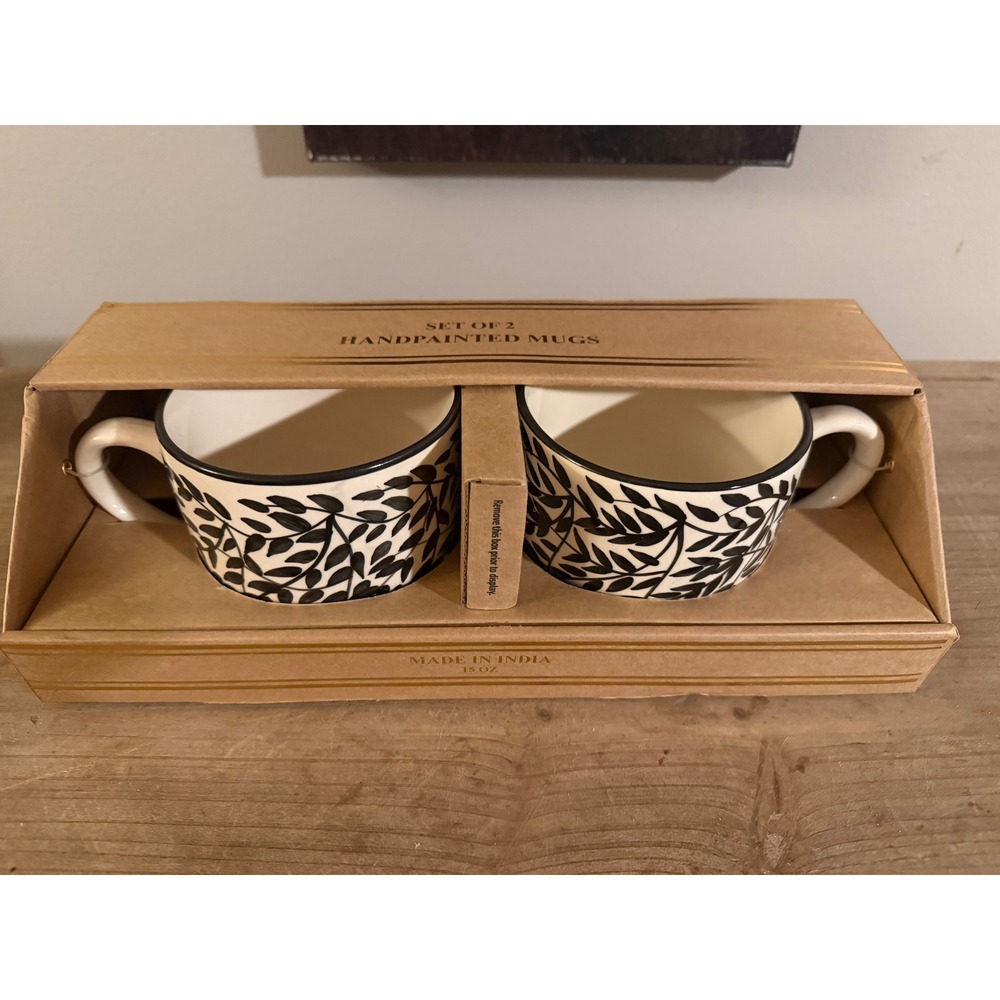 Kaysons Handicrafts Set of 2 Handpainted Mugs 15oz‎ Black White Leaf Botanical